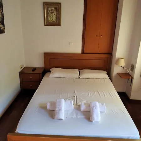 Stefanos 아파트 Meyísti