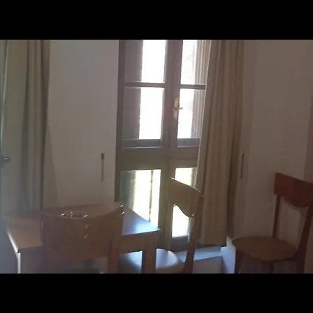 Stefanos Apartament *