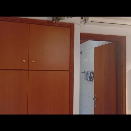 Stefanos Apartament *